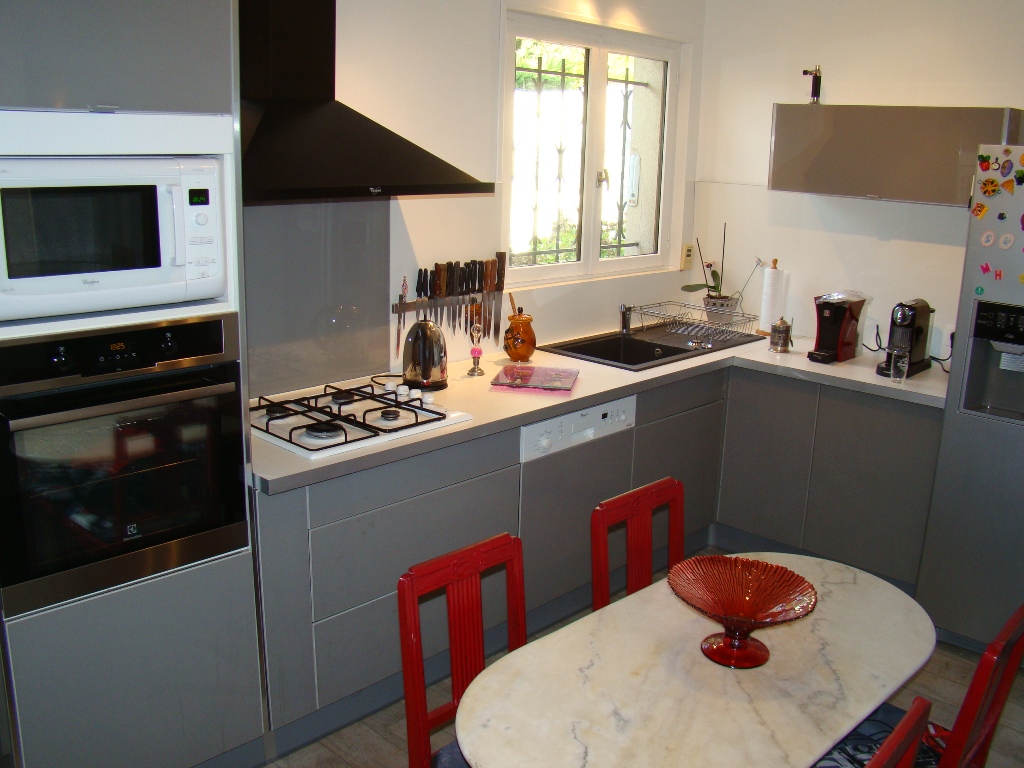 Maison 3  chambres de plain pied sur CESTAS GAZINET